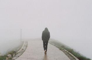 高清孤独图片,凝视心灵的深处